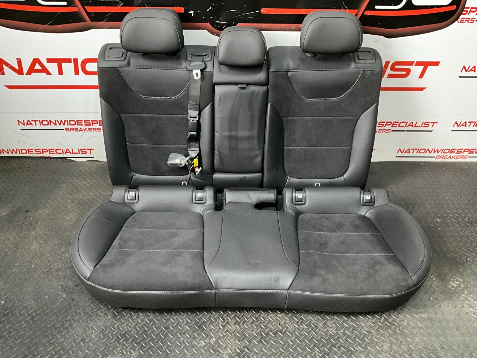 2021-2024 HYUNDAI I30 N MK3 REAR HALF LEATHER SEATS