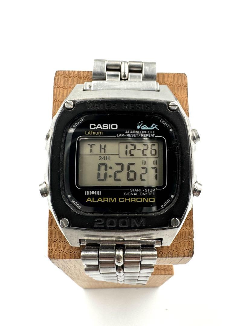 Vintage CASIO DW-1000 Digital Watch 80s Alarm Stopwatch Light