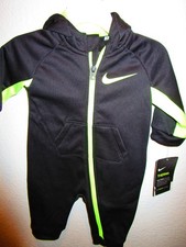 Image of NEW NIKE baby boys Therma Dri Fit romper, full zip hoodie. Size 6 months.