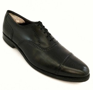 allen edmonds stratton