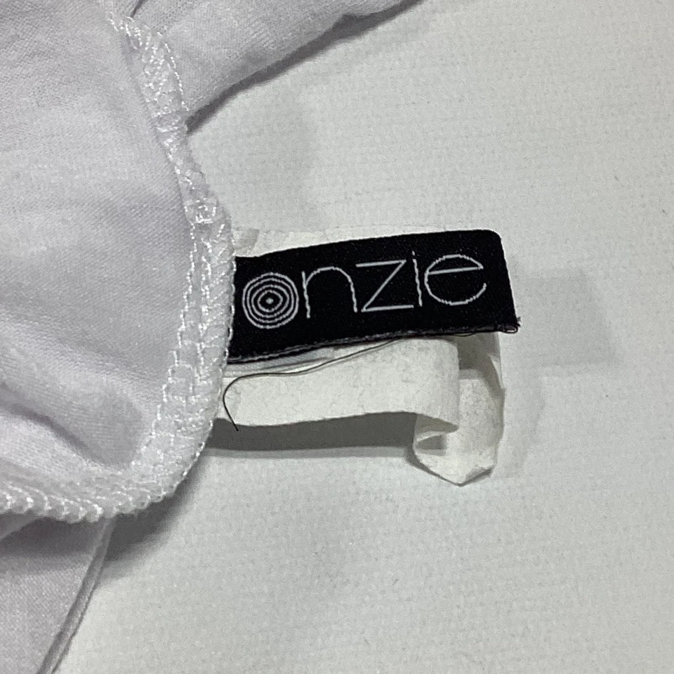 Camiseta sin mangas de yoga Onzie blanca para mujer talla única usada en excelente estado Foto 3 de 4