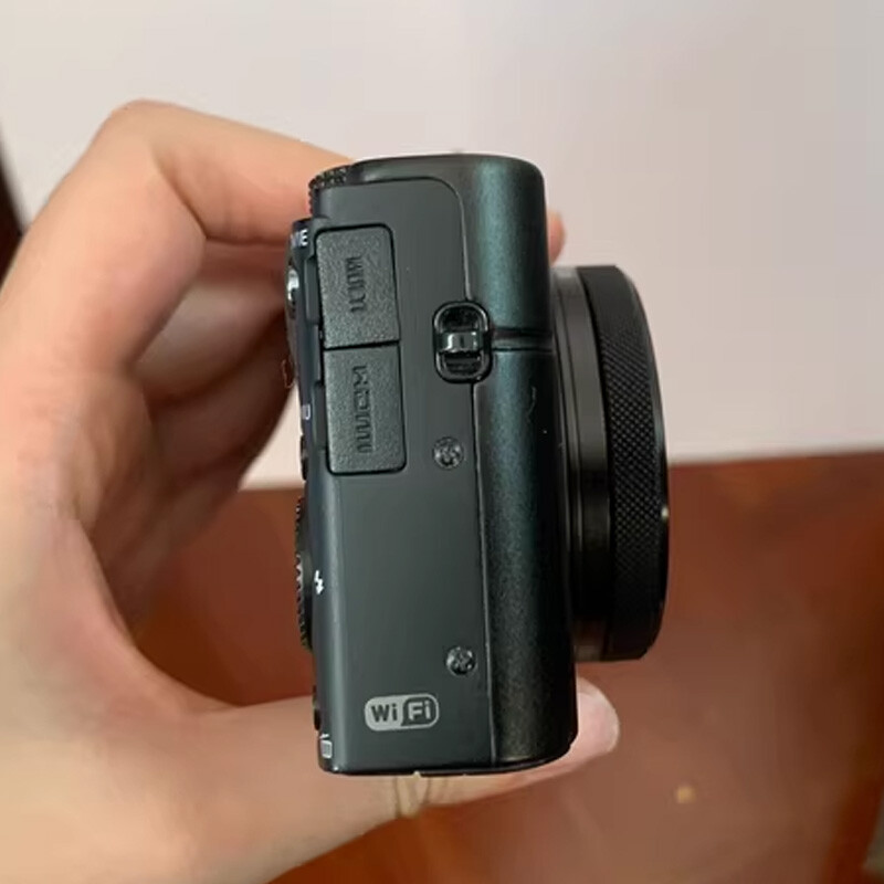 Sony Cyber-shot DSC-RX100M4 RX100 IV 20M 40x Optical Zoom Digital