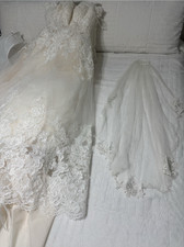 David's Bridal Lace Ball Gown Wedding Dress Sleeveless Ivory White Full-Length