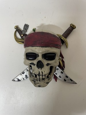 SELTEN 2006 ZIZZLE DISNEY PIRATES OF THE CARIBBEAN SPRICHT SKULL ALARMSENSOR