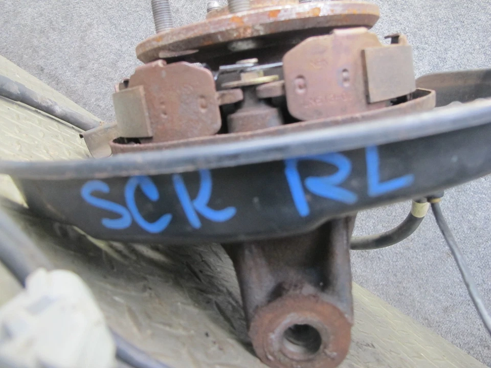 02-10 LEXUS SC430 REAR LEFT DRIVER SIDE SPINDLE KNUCKLE WHEEL HUB BEARING OEM - Image 2 of 4