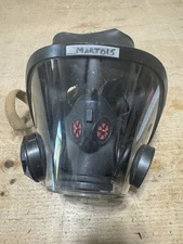 Scott AV-3000 HT Fire Fighter SCBA Mask w/ Amp Bracket SIZE: Medium 4-pt Net BP
