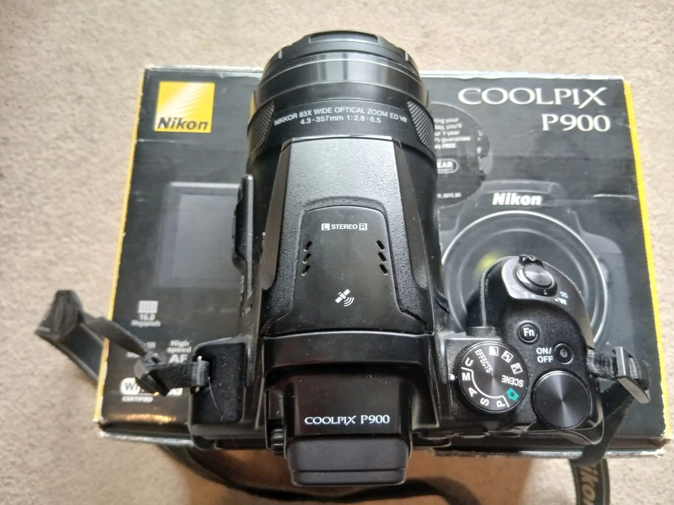 Nikon Coolpix P900 16MP Digital Camera Black (REFS8), photo 4 of 5