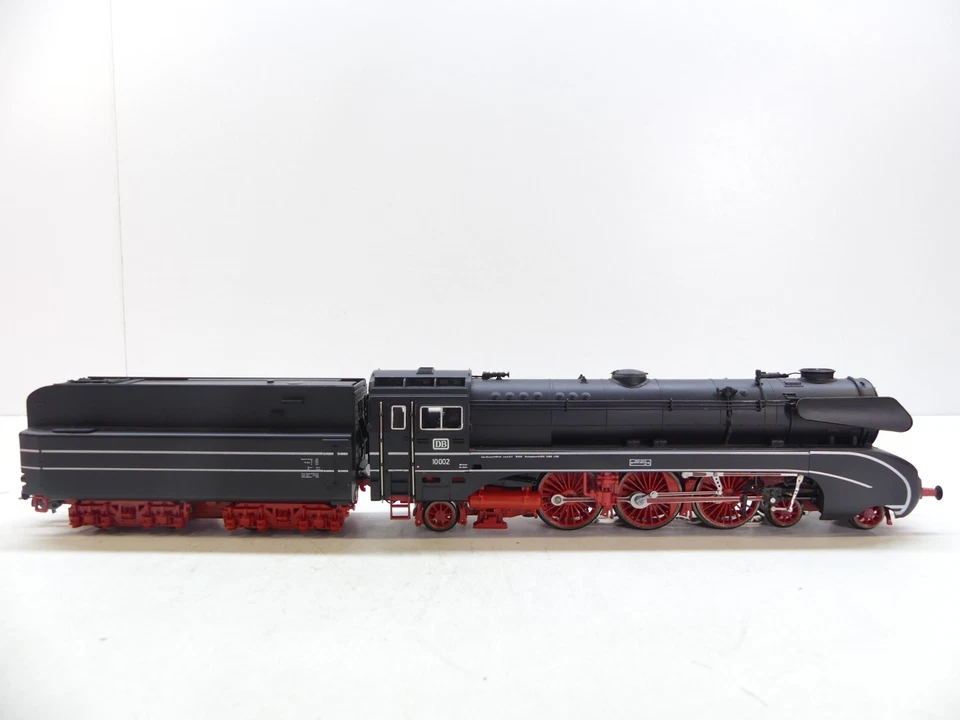 Rivarossi H0 1074 Dampflok BR10 002 -DIGITAL- AC, Licht, NEM, TOP in OVP #61879 - Bild 4 von 4