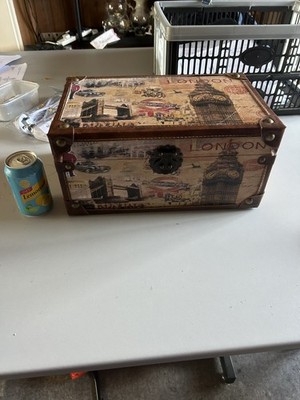 Schöne kleine Aufbewahrungstruhe/Box im Vintage-Stil Bilder von London leichte Kratzer