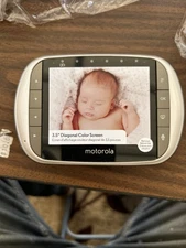 Motorola MBP853CONNECTPU Wi-Fi Digital Video Baby Monitor Only New In Box