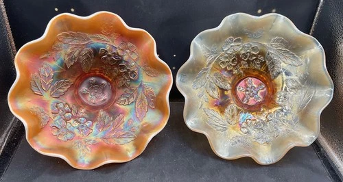 PAIR OF VINTAGE CARNIVAL DUGAN PO ITEMS  BOTH DOGWOOD SPRAY ONE DARK ONE PASTEL