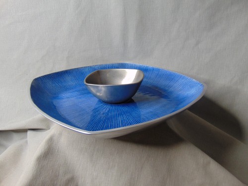 Blue Bodoni Collection 14inch Chip and Dip set - Picture 5 of 23