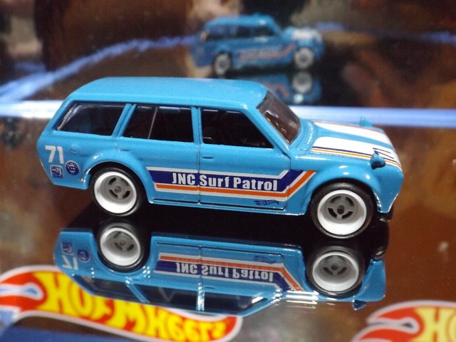 2017 Hot Wheels Real Riders Custom '71 DATSUN BLUEBIRD 510 WAGON, HW