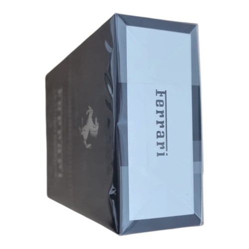 Perfume de lujo Ferrari Leather Essence EDP 100 ml para hombre - Nuevo - Imagen 5 de 11