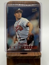 1995 Ultra #129 Greg Maddux