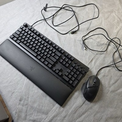 Razer Huntsman V2 Keyboard + Razer V3 Pro Mouse Gaming Set Black