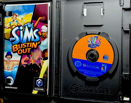 Sims Bustin' Out - Nintendo GameCube - CIB Complete w/Man - Ships Same Day - Picture 2 of 4