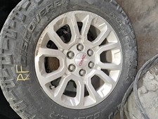 Used Wheel fits: 2015 Gmc Sierra 1500 pickup 18x8-1/2 6 spoke double opt UHN Gra