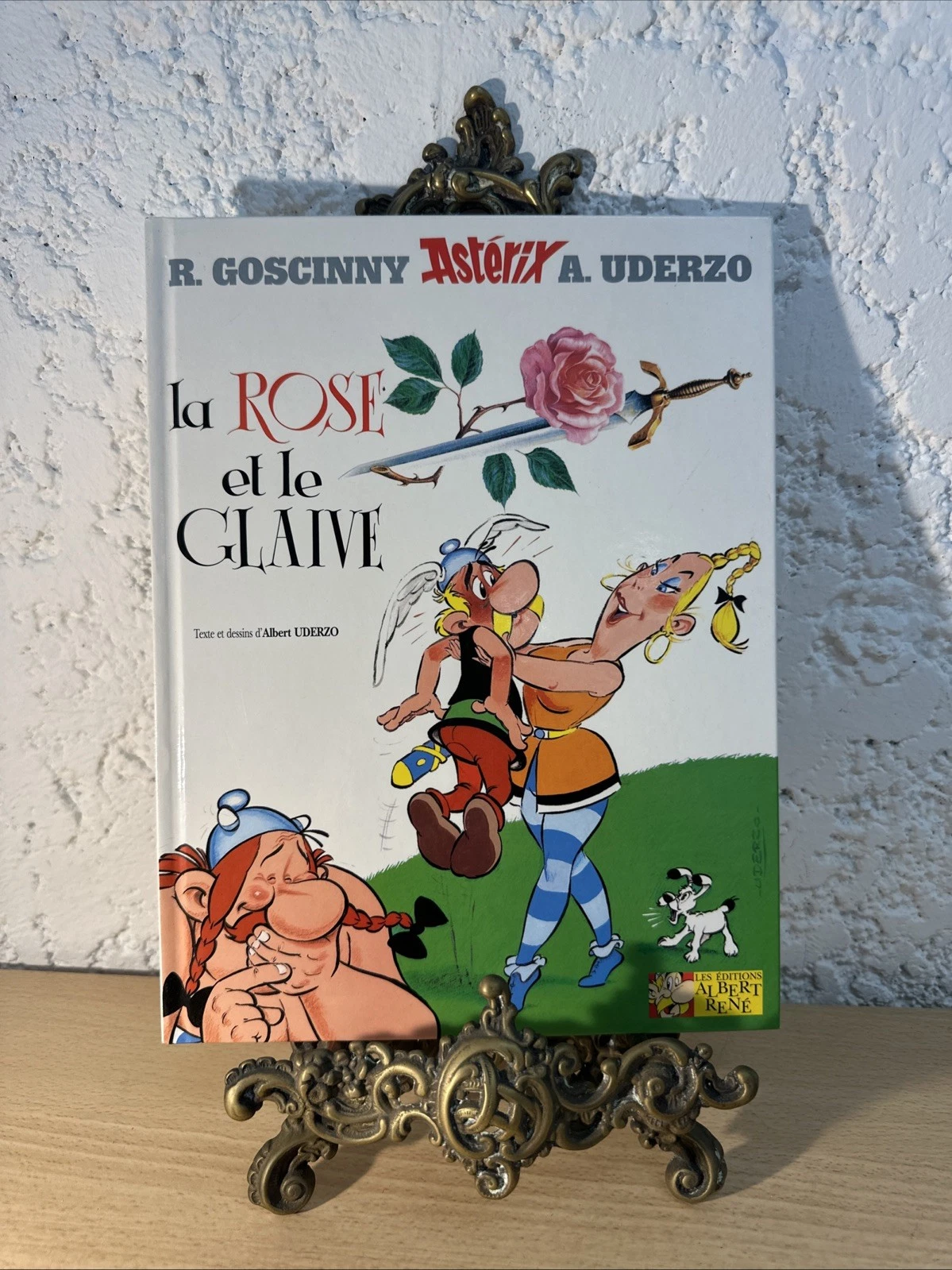 Bd Astérix La Rose Et Le Glaive Les Éditions De Albert René Uderzo