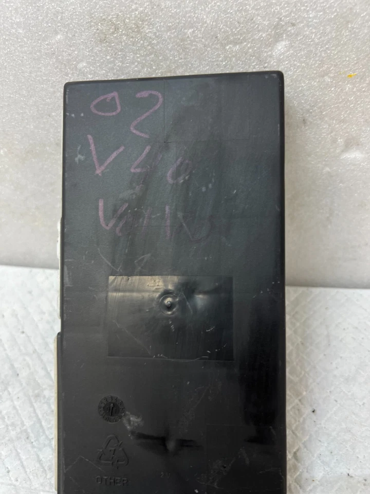 2002 Volvo S40 V40 Comfort Control Electronic Module 30896697 SW30896751 OEM - Image 3 of 4