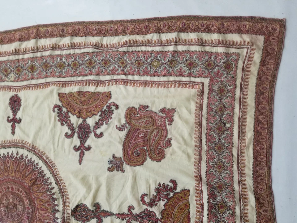 Vintage Traditional Kashmiri Hand Embroidered Paisley Design Fragment 160x148cm - Image 2 of 4