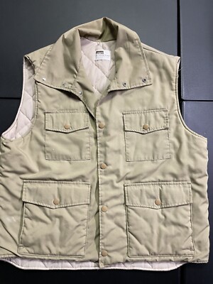 Montgomery Ward Vest Men s Large  Tan 70s Vintage Quilted Snap Hunting