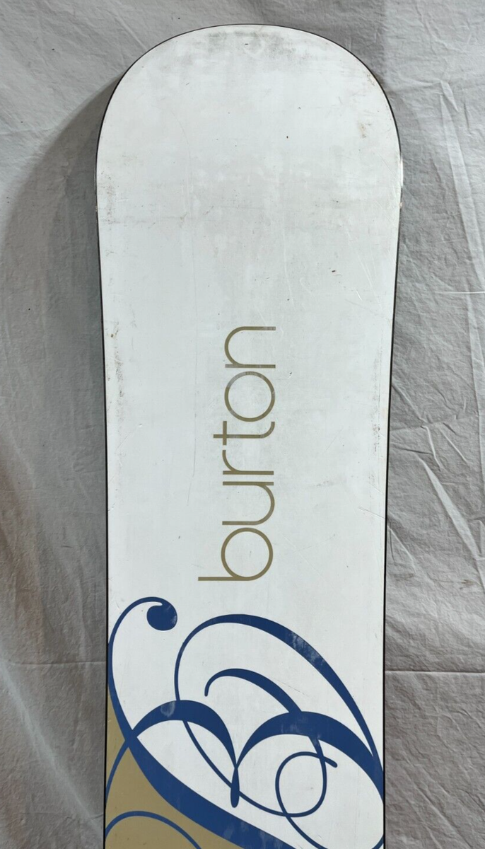 Burton Lux 154cm Twin-Tip All-Mountain Women's Snowboard Deck 3D