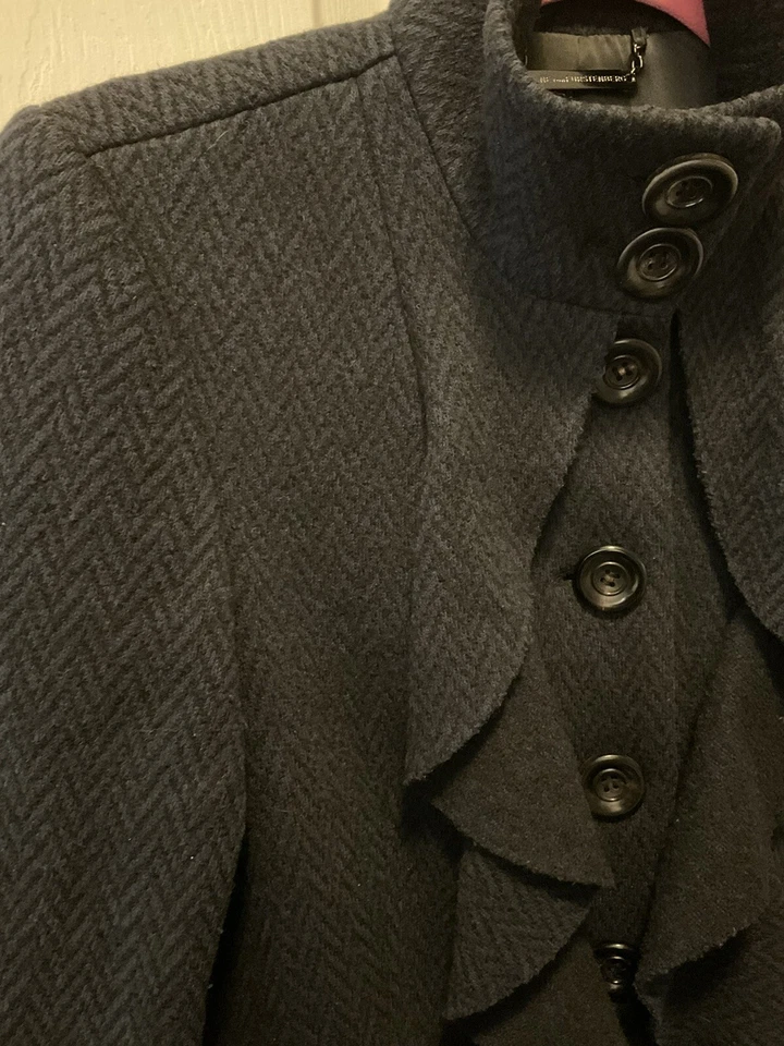 Abrigo Diane Von Furstenberg Mezcla de Lana Cascada Volantes Delantero Negro/Azul Marino Talla 2 Foto 3 de 4