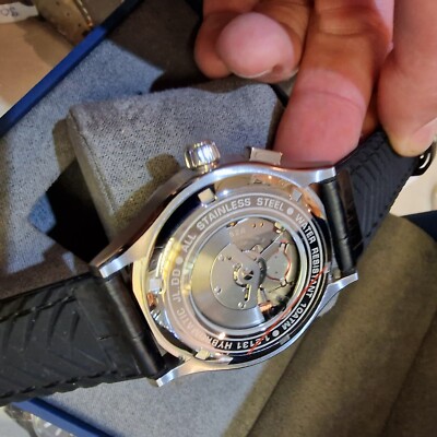 Jacques Lemans Hybromatic