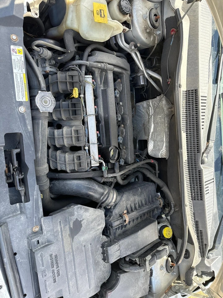 Rear Bumper Assembly DODGE CALIBER 07 08 09 10 11 12 Foto 4 de 4