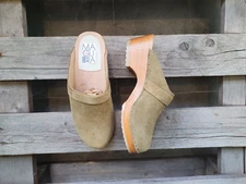 Swedish Clogs Maguba Berkeley Green Suede Size US Womens 6 / EU 36