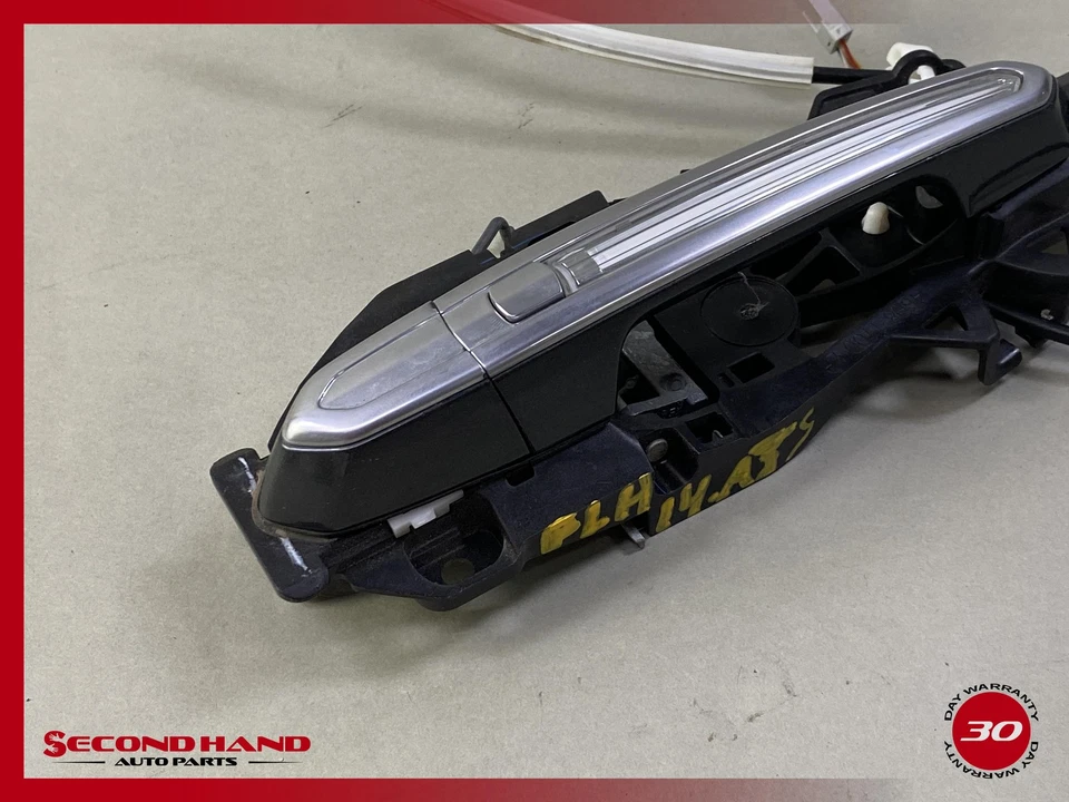 2013-2018 Cadillac ATS Rear Left Driver Side Door Exterior Handle USED OEM - Imagem 2 de 4