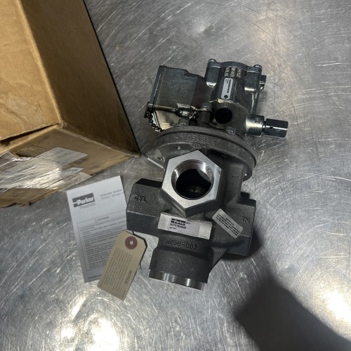 Parker N3757904549 Solenoid Operated Poppet Valve: 3/2, 24VDC Nos Surplus - Picture 2 of 9