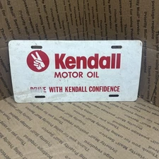 KENDALL MOTOR OIL Plastic LICENSE PLATE ORIGINAL