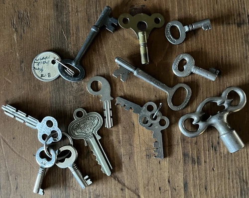 Small VTG Open Barrel Skeleton Key Lot of 13 Antique Original - Bronze, Yale, +