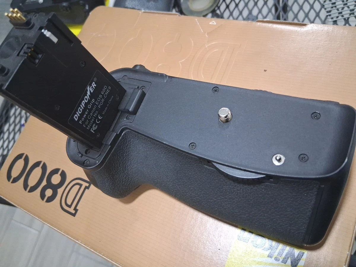 Canon 60d Battery Grip for sale | eBay