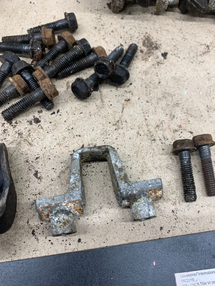 Oldsmobile 350 330 Cutlass 1966 69 1970 bloque pequeño basculante brazos y botellas lote 67 Foto 3 de 4