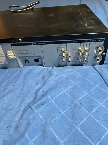 Panasonic Ominvision VCR Dvd Double Feature Recorder PV-D4743 Player Tested - Picture 8 of 9