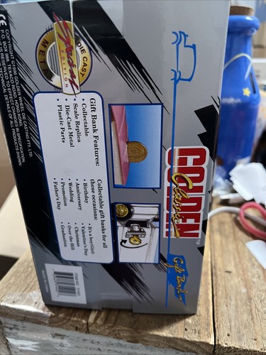 Golden Classic Special Edition Die-Cast Pepsi-Cola Truck Gift Bank - Picture 3 of 3