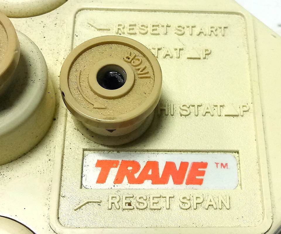 KMC CSC-3025-20 Pneumatic Reset Volume Controller - Image 3 of 4