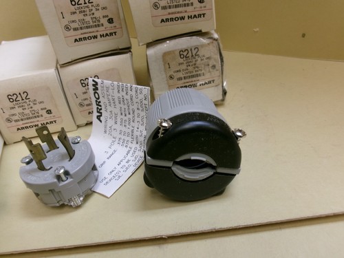 Arrow Hart 6212 Locking Plugs, Lot of 6 - Picture 2 of 7