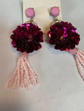NWOT Vine Yard vines sequin drop earrings H85