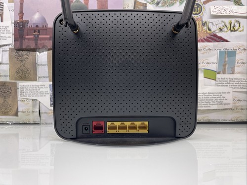 D-Link DWR-961 US Cellular 4G LTE Wireless Router AC1200, (O4) - Picture 3 of 8