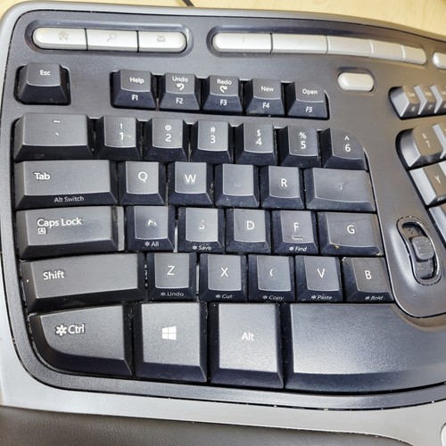 Microsoft Natural Ergonomic USB Wired Keyboard 4000 V1.0 SOME LETTERS WORN AWAY - Picture 2 of 8