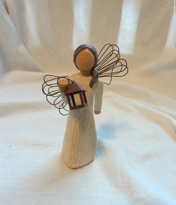 Willow Tree ''Angel of Hope'' Figurine by Susan Lordi Demdaco 2000 No Box