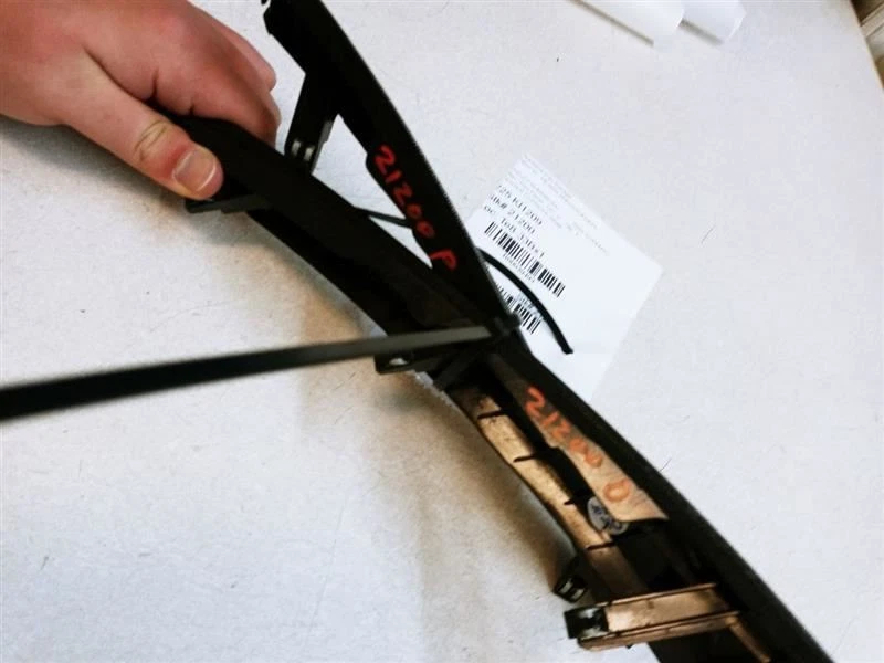 KIA SORENTO 2007 08 2009 consola central moldura negra OEM 84780-3E500 Foto 3 de 4