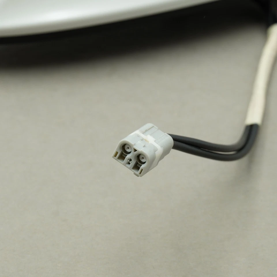 Antena de techo Subaru WRX y WRX STI 2015-2019 blanco cristal 86321VA320W6 4451 Foto 2 de 4