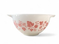 Pyrex Vintage Cinderella Bowl | Pink Gooseberry | Frosted Milk Glass