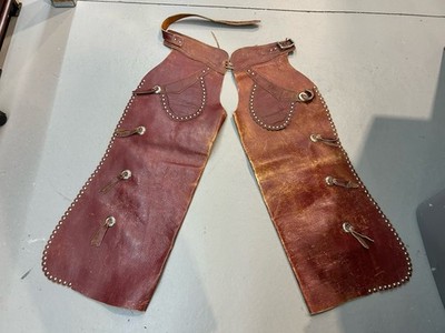 Vintage Leather Batwing Cowboy Chaps Western Old Style Conchos Buttons JD
