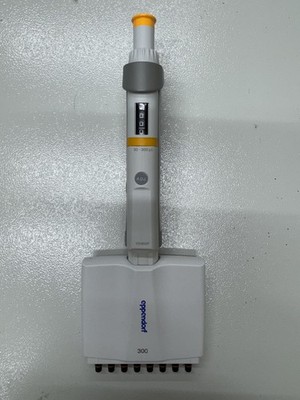 Eppendorf Pipette 8 Channel, 30 to 300uL